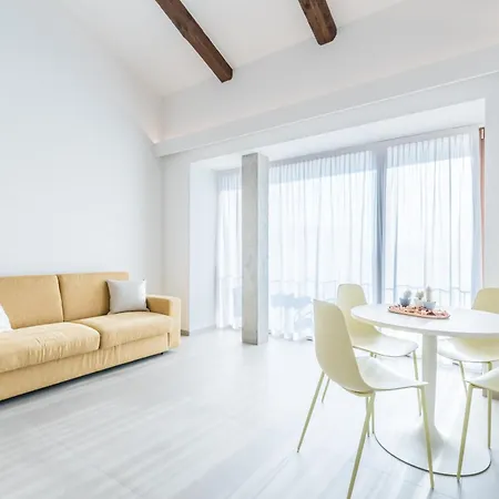 Vittoria Apartman *